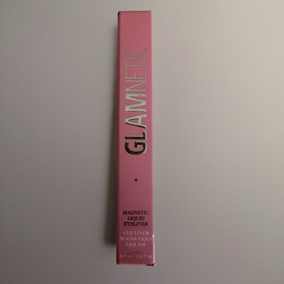 Glamnetic Magnetic Liquid Eyeliner – Long-Lasting Magnetic Lash Adhesive Liner - Picture 1 of 5